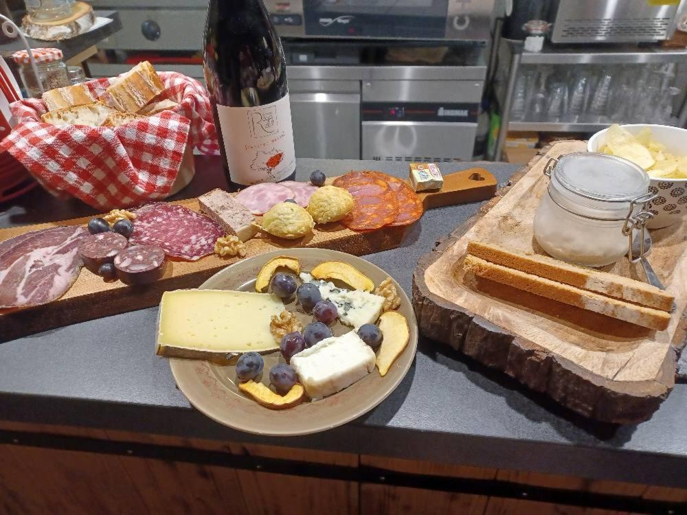 Chambres D Hotes Le Clos Des Vins D Anges Saint-Pierre-des-Champs Dış mekan fotoğraf